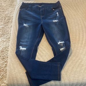 Womens distressed jeggings